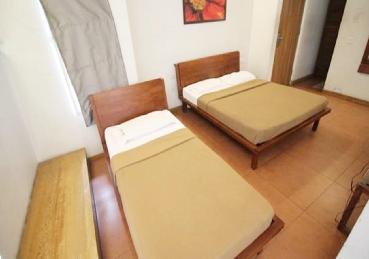 Hotel Holiday Home Bangalore Exterior foto
