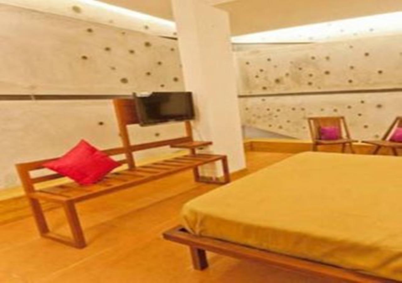 Hotel Holiday Home Bangalore Exterior foto